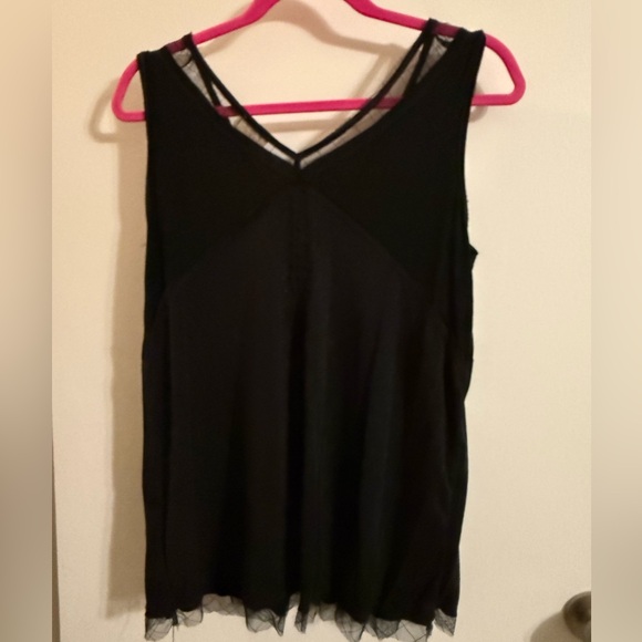 POL Black Mesh Detail Tank Top - Picture 3 of 4